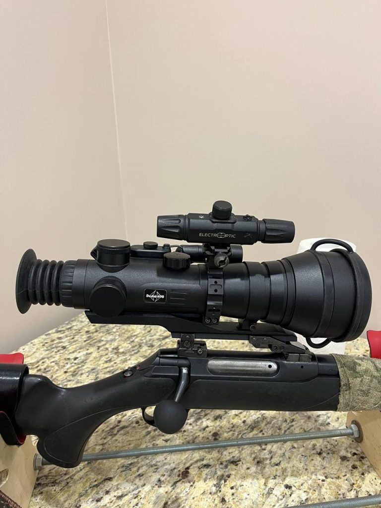 AIMPRO - пример применения для крепления дополнительного оборудования на корпусе прицельного прибора